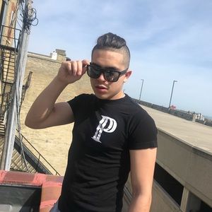 Meet your Posher, Cristian